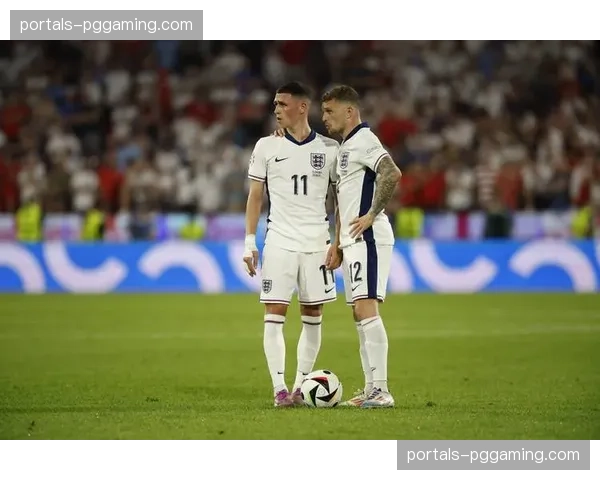 英格兰萨卡福登边路活力 进攻宽度利用与传中质量稳定性